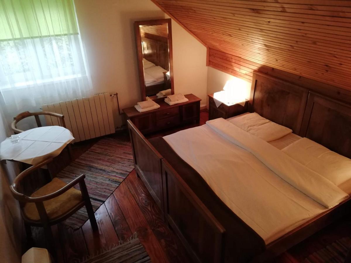 Guesthouse Arnika Fužine Exteriér fotografie